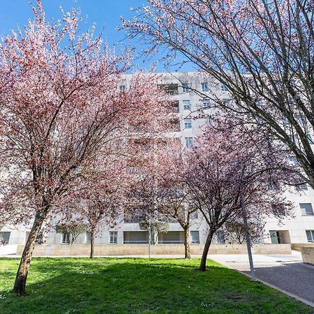 Cedofeita Sunny Apartment - Balcony & Parking ポルト エクステリア 写真